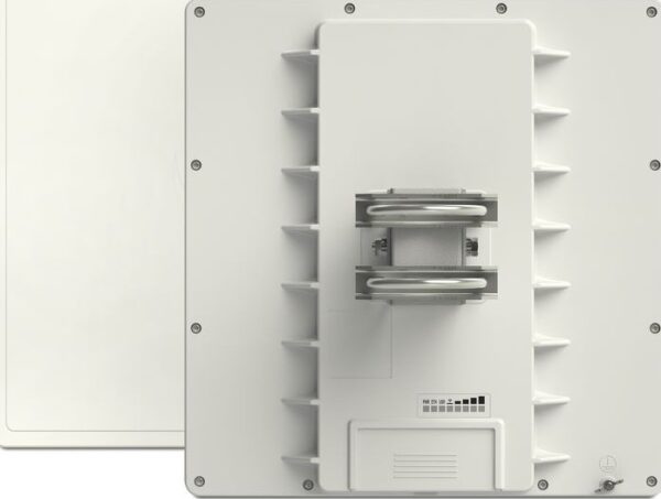 MikroTik RB911G-5HPacD-QRT — 5 ГГц QRT, 720 МГц, 24 дБи 11ac 1xGb Открытый QRT